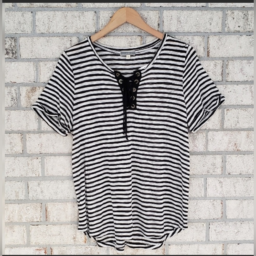 NWT Pleione Striped Laceup Short Sleeve Top